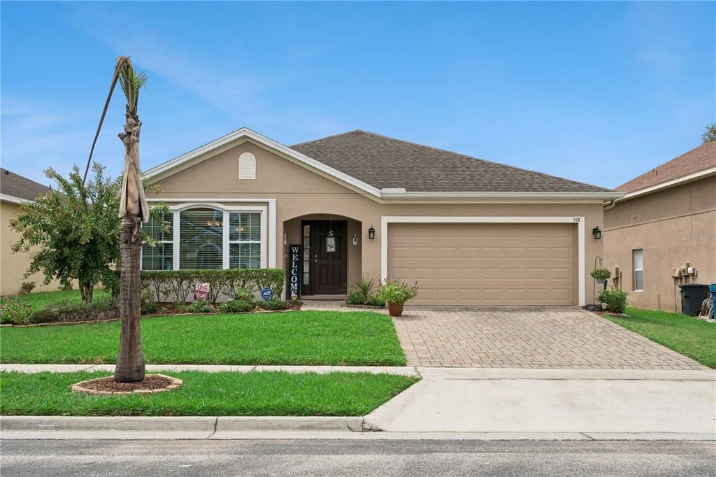 For Sale: $369,900 (4 beds, 4 baths, 2060 Square Feet)