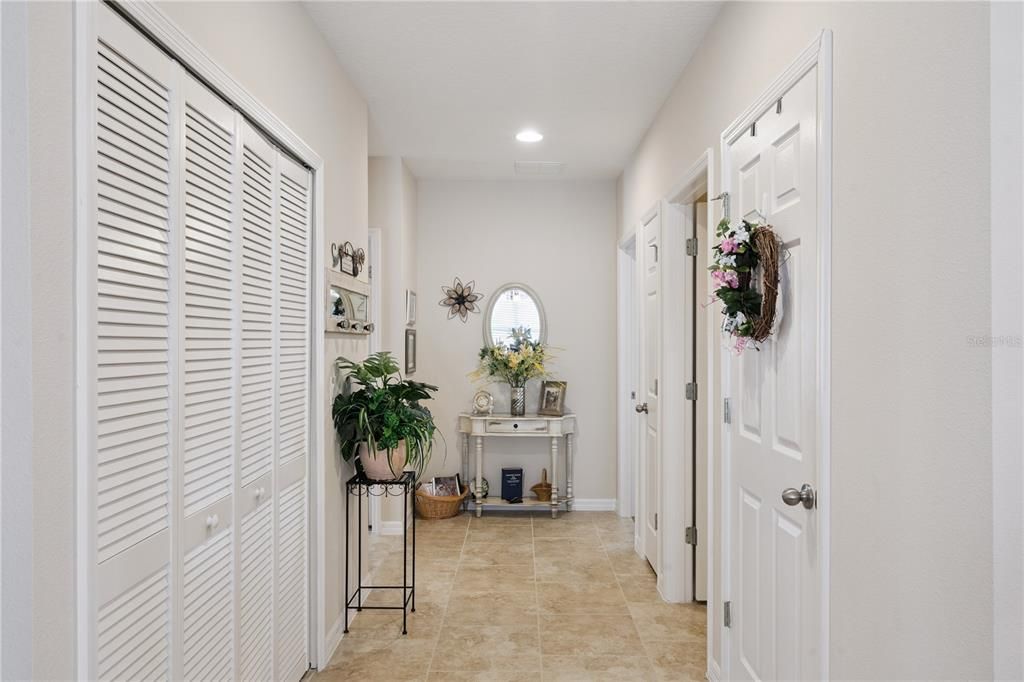 For Sale: $369,900 (4 beds, 4 baths, 2060 Square Feet)