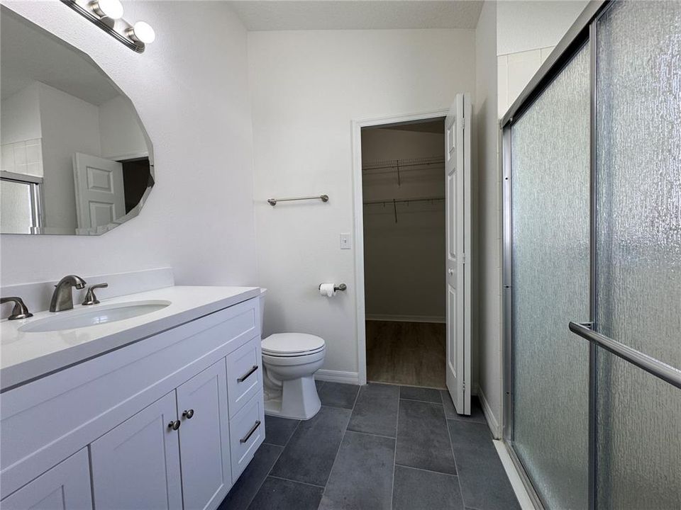 For Rent: $2,490 (2 beds, 2 baths, 1341 Square Feet)