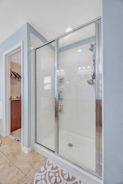 На продажу: $415,999 (4 спален, 2 ванн, 2206 Квадратных фут)