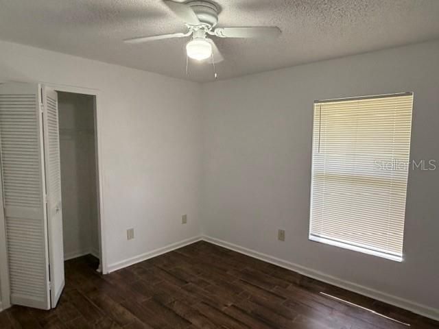 For Sale: $365,000 (3 beds, 2 baths, 1544 Square Feet)