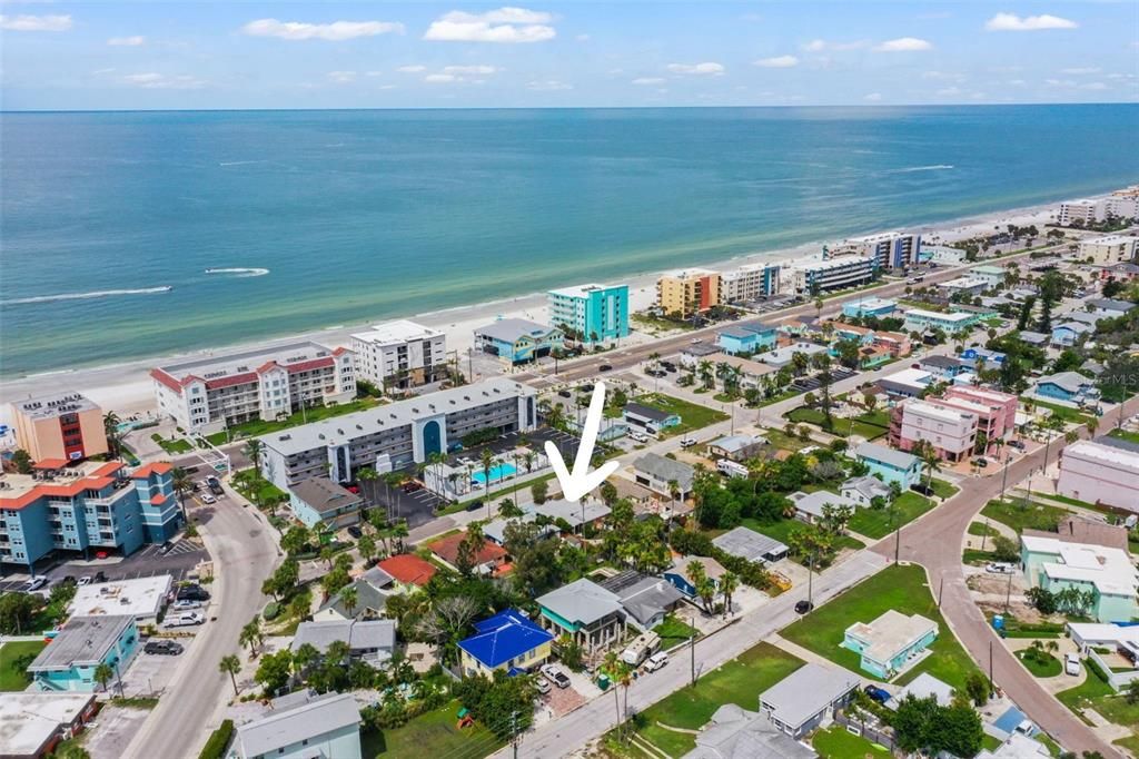 En Venta: $550,000 (3 camas, 2 baños, 1139 Pies cuadrados)
