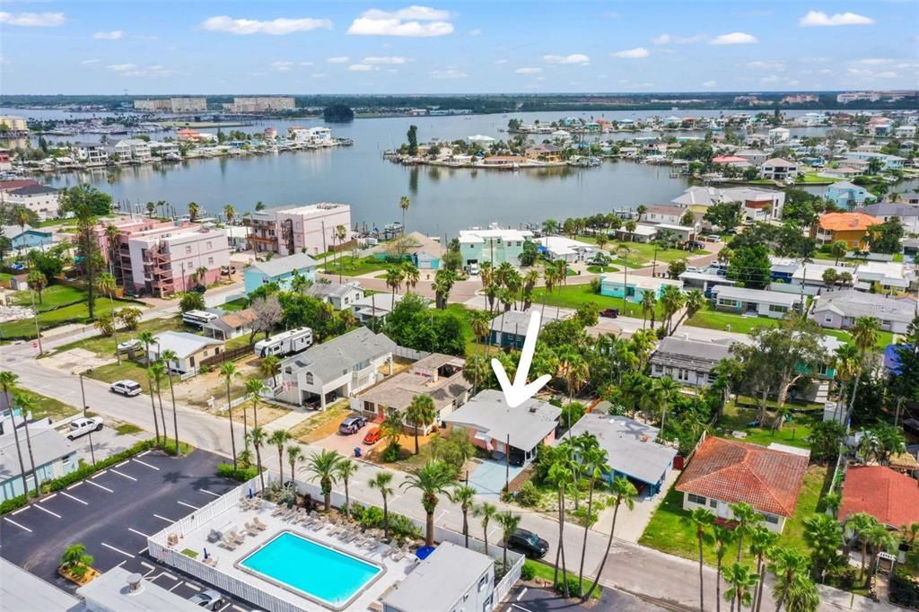 En Venta: $550,000 (3 camas, 2 baños, 1139 Pies cuadrados)