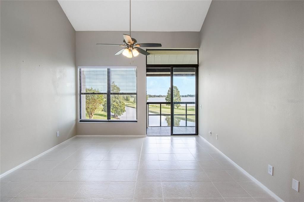 En Venta: $215,000 (2 camas, 2 baños, 1090 Pies cuadrados)