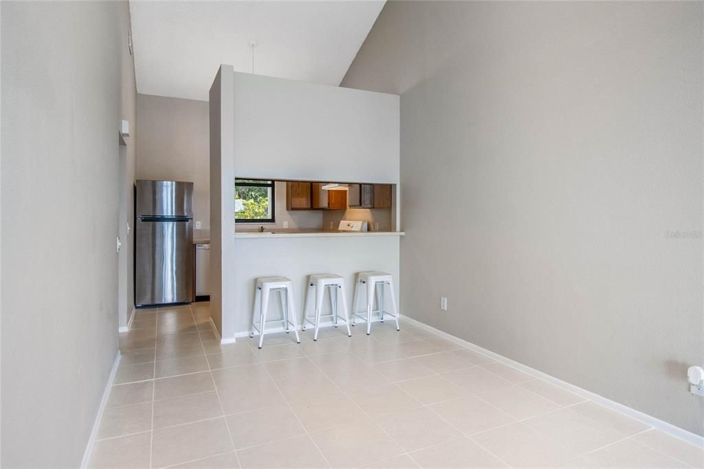 En Venta: $215,000 (2 camas, 2 baños, 1090 Pies cuadrados)