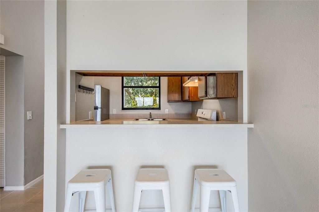 En Venta: $215,000 (2 camas, 2 baños, 1090 Pies cuadrados)
