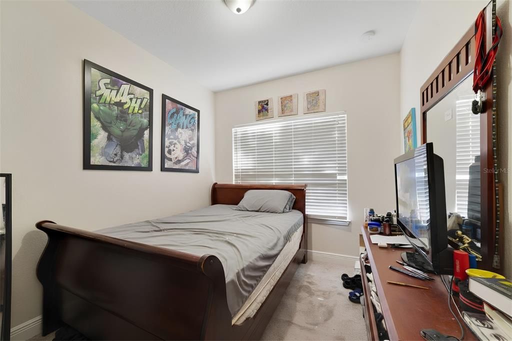 For Sale: $197,500 (3 beds, 3 baths, 1398 Square Feet)