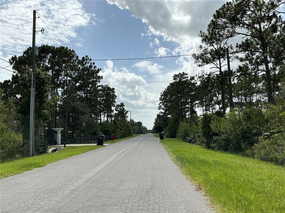 На продажу: $130,000 (1.08 acres)