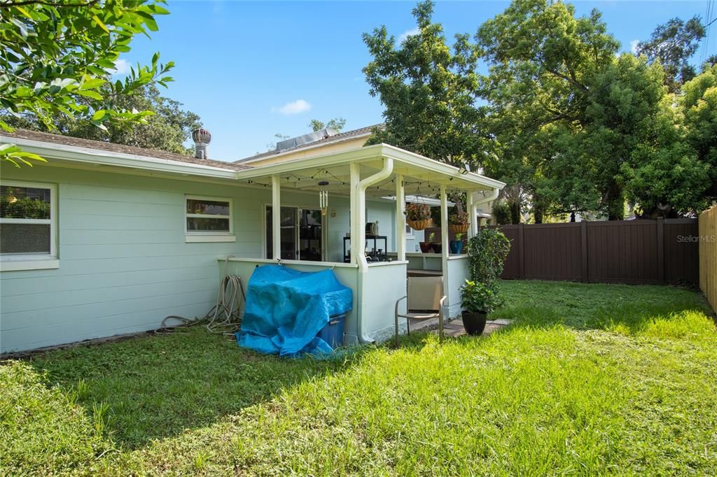 For Sale: $589,000 (4 beds, 0 baths, 1588 Square Feet)