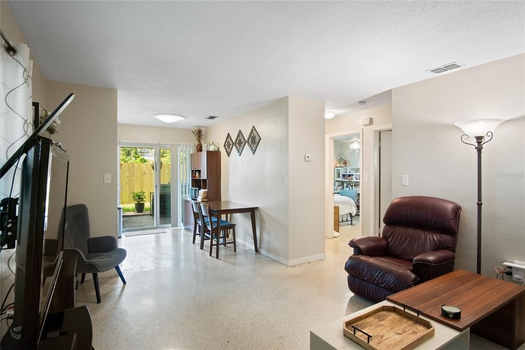For Sale: $589,000 (4 beds, 0 baths, 1588 Square Feet)