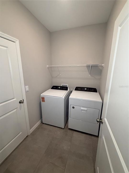 For Rent: $2,800 (4 beds, 2 baths, 2045 Square Feet)