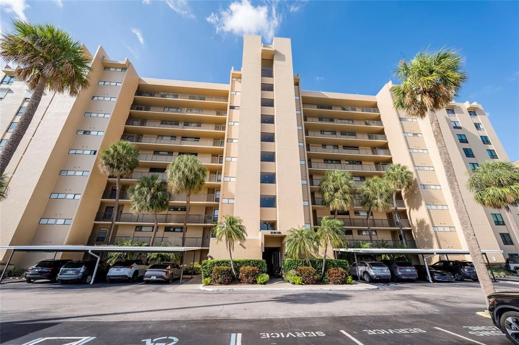 For Sale: $175,000 (1 beds, 2 baths, 850 Square Feet)