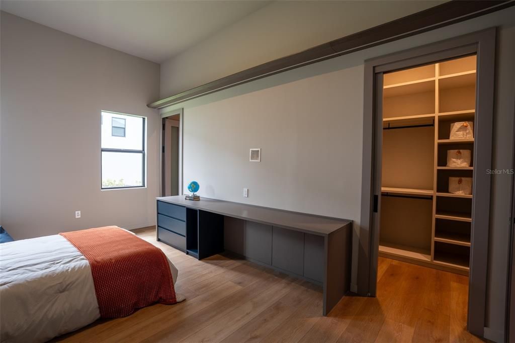 En Venta: $3,390,000 (5 camas, 5 baños, 4874 Pies cuadrados)