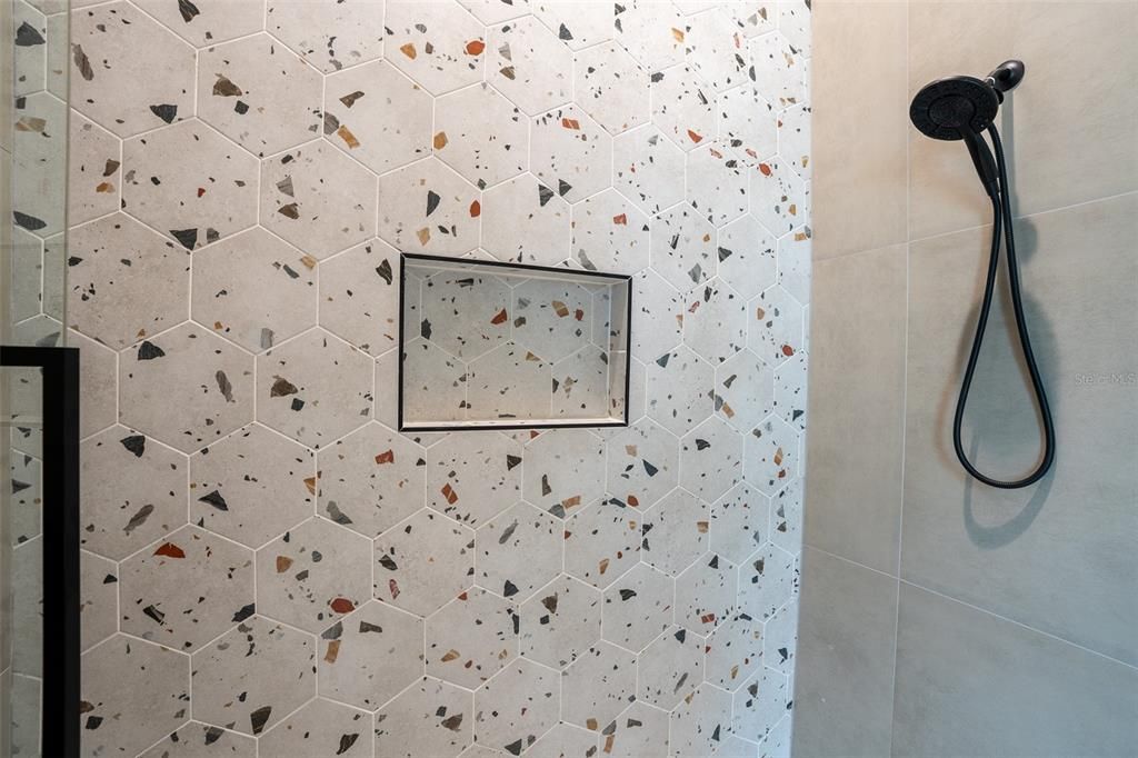 En Venta: $3,390,000 (5 camas, 5 baños, 4874 Pies cuadrados)