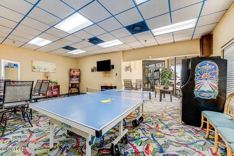 На продажу: $196,000 (1 спален, 1 ванн, 399 Квадратных фут)