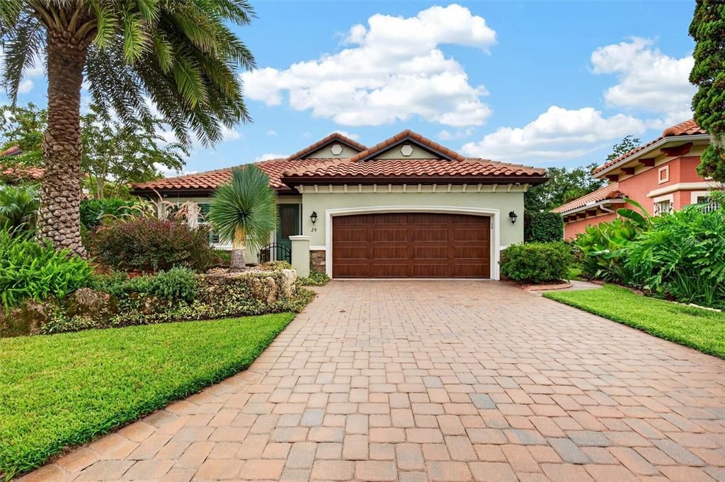 For Sale: $640,000 (3 beds, 2 baths, 2036 Square Feet)