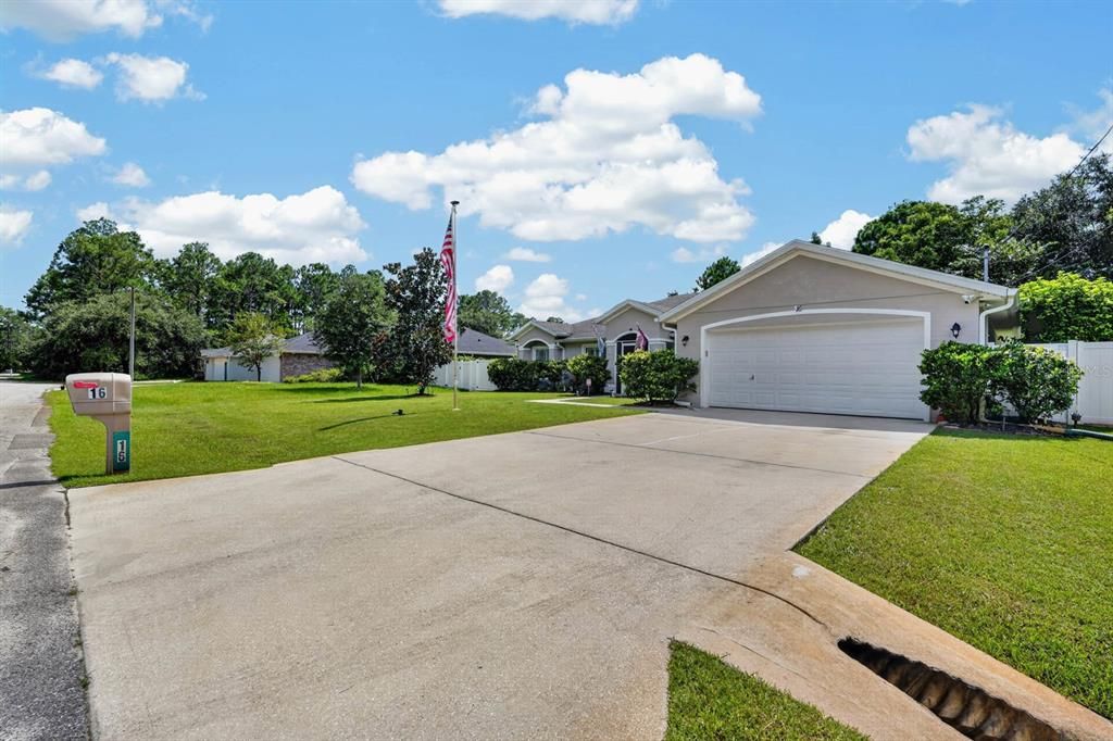For Sale: $415,000 (4 beds, 2 baths, 2208 Square Feet)