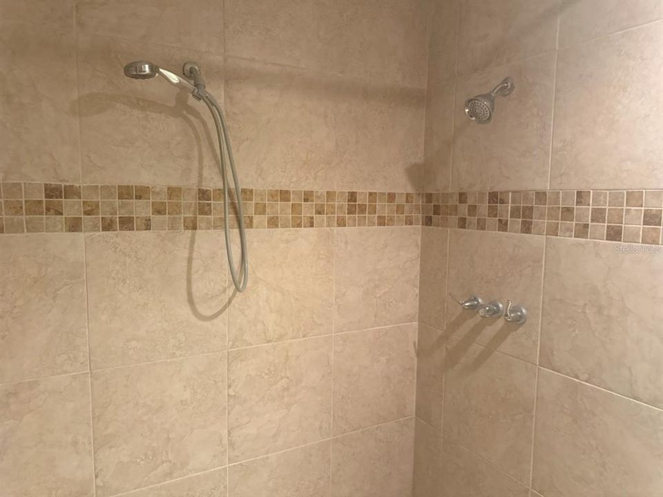 En Venta: $439,000 (2 camas, 2 baños, 1440 Pies cuadrados)