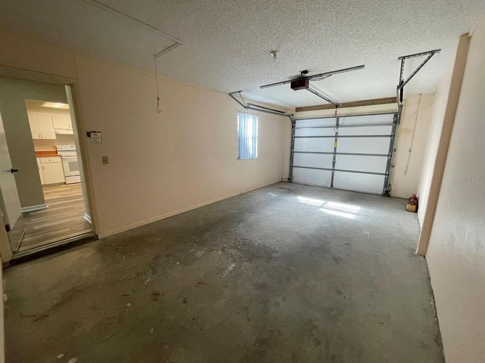 В аренду: $1,350 (1 спален, 1 ванн, 912 Квадратных фут)