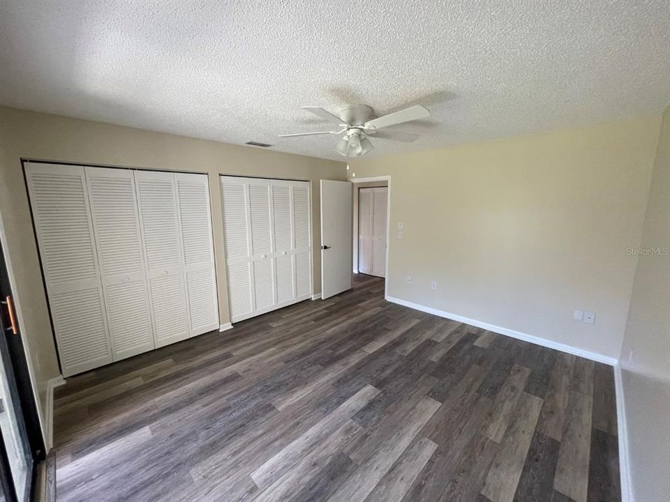 В аренду: $1,350 (1 спален, 1 ванн, 912 Квадратных фут)