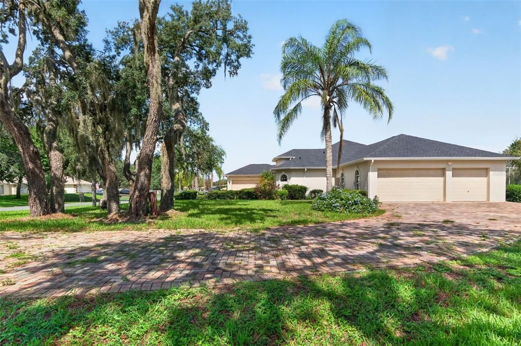 En Venta: $535,000 (3 camas, 3 baños, 2868 Pies cuadrados)