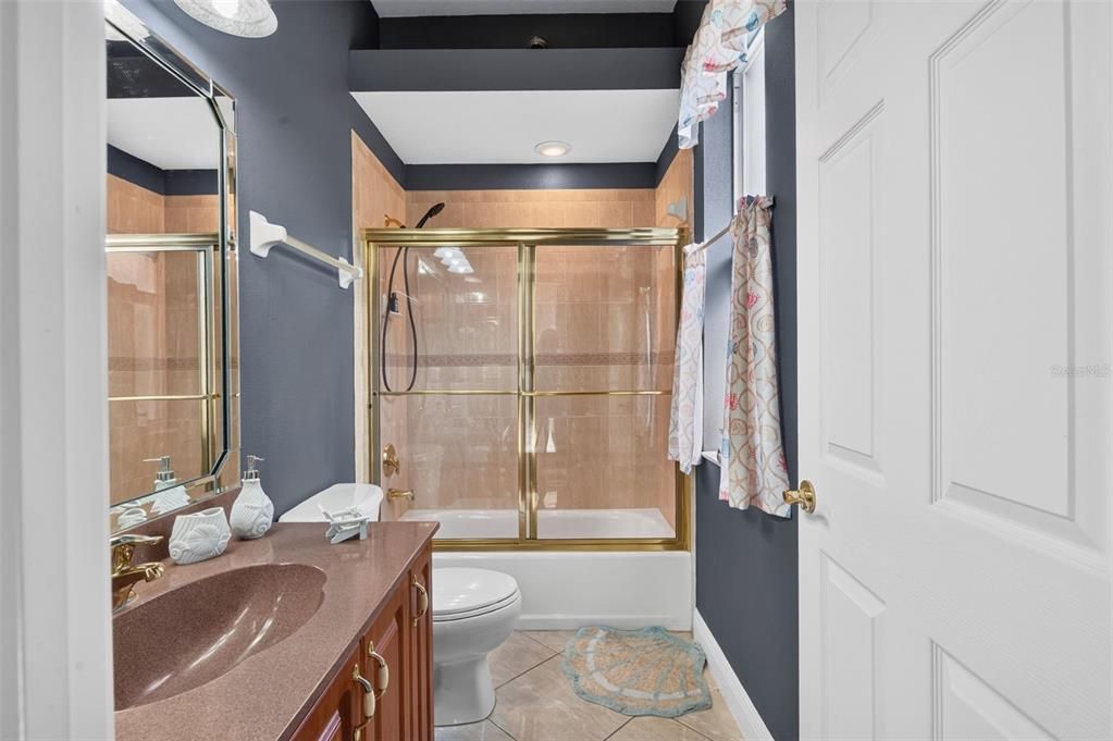 En Venta: $535,000 (3 camas, 3 baños, 2868 Pies cuadrados)