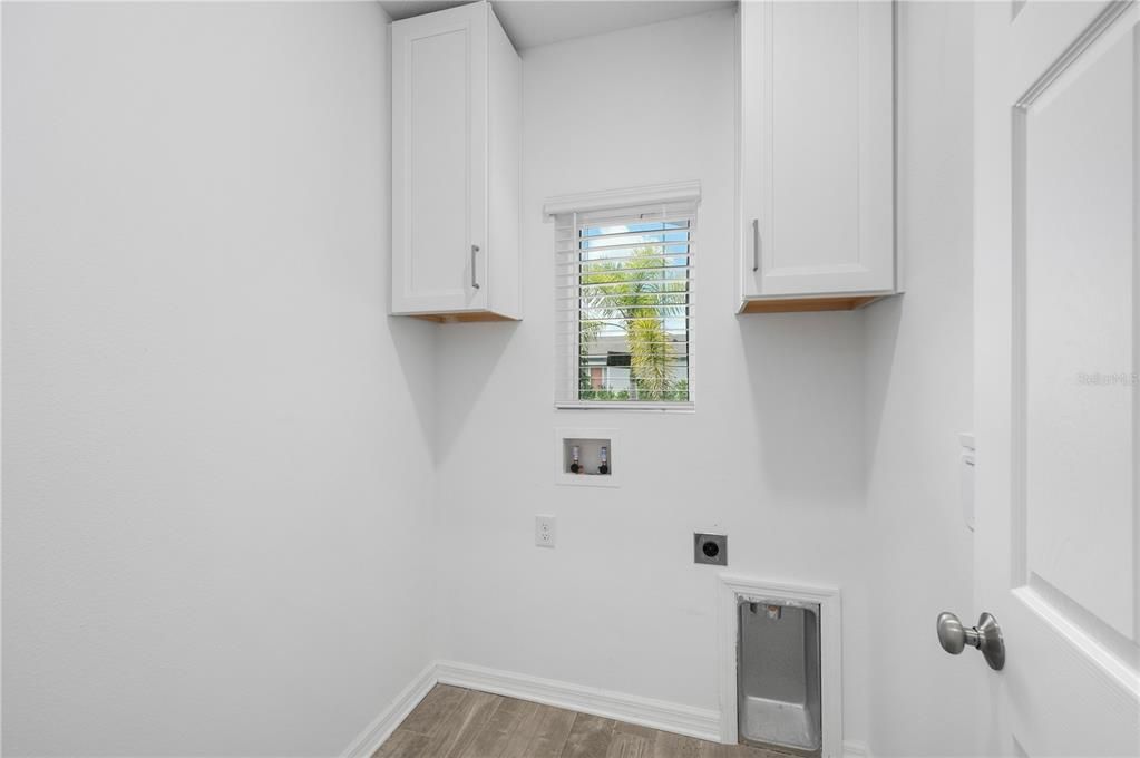 For Sale: $265,000 (3 beds, 2 baths, 1630 Square Feet)