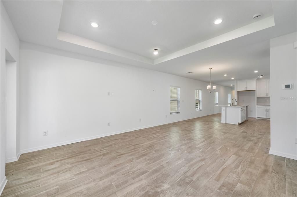 For Sale: $265,000 (3 beds, 2 baths, 1630 Square Feet)
