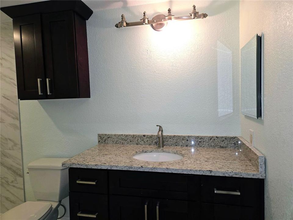 For Rent: $1,800 (1 beds, 1 baths, 645 Square Feet)