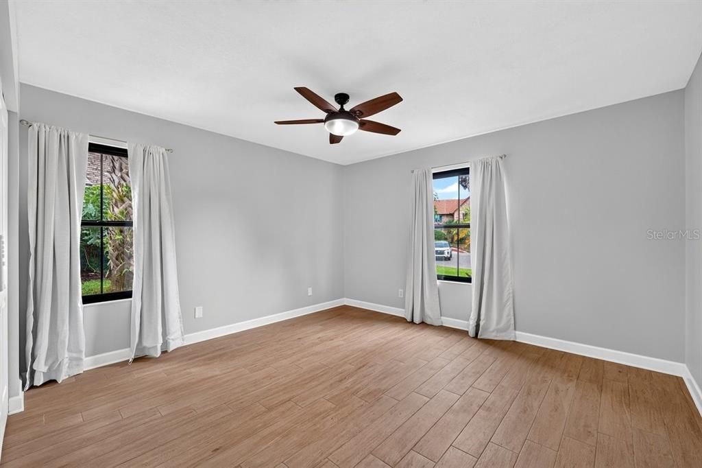 For Sale: $569,900 (4 beds, 3 baths, 2469 Square Feet)