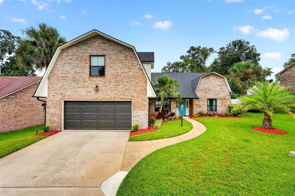 For Sale: $569,900 (4 beds, 3 baths, 2469 Square Feet)