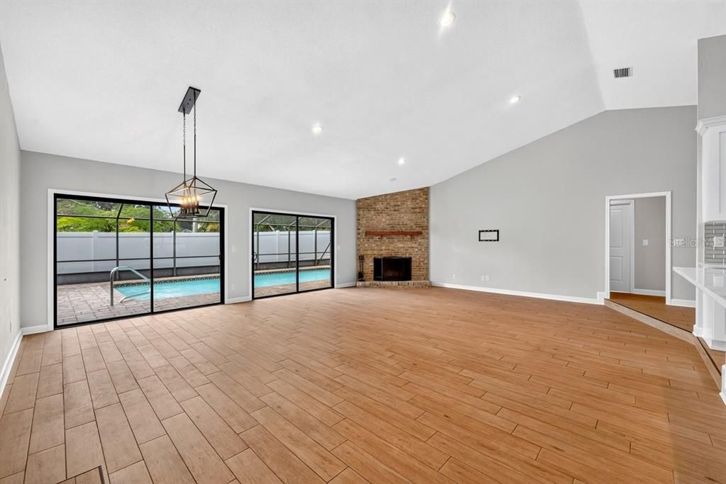 For Sale: $569,900 (4 beds, 3 baths, 2469 Square Feet)
