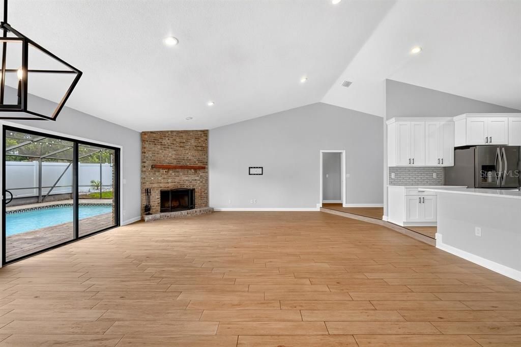 For Sale: $569,900 (4 beds, 3 baths, 2469 Square Feet)