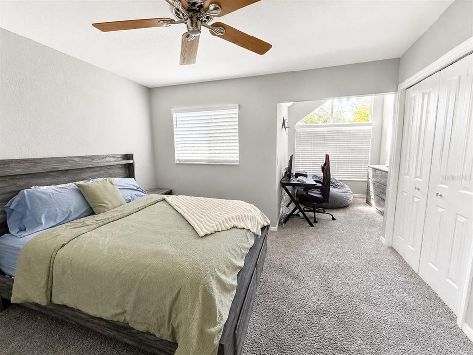 For Sale: $462,000 (3 beds, 3 baths, 1749 Square Feet)