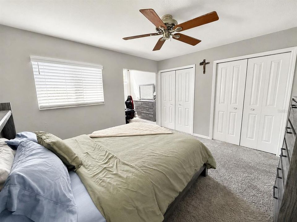 For Sale: $462,000 (3 beds, 3 baths, 1749 Square Feet)