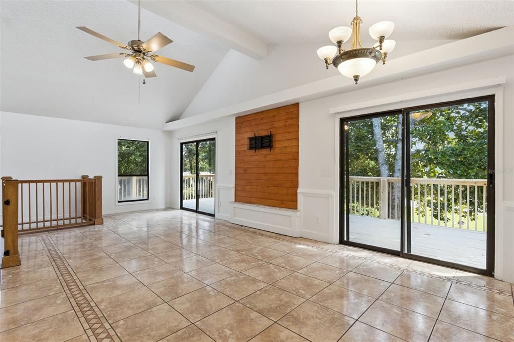 For Sale: $375,000 (4 beds, 2 baths, 2268 Square Feet)