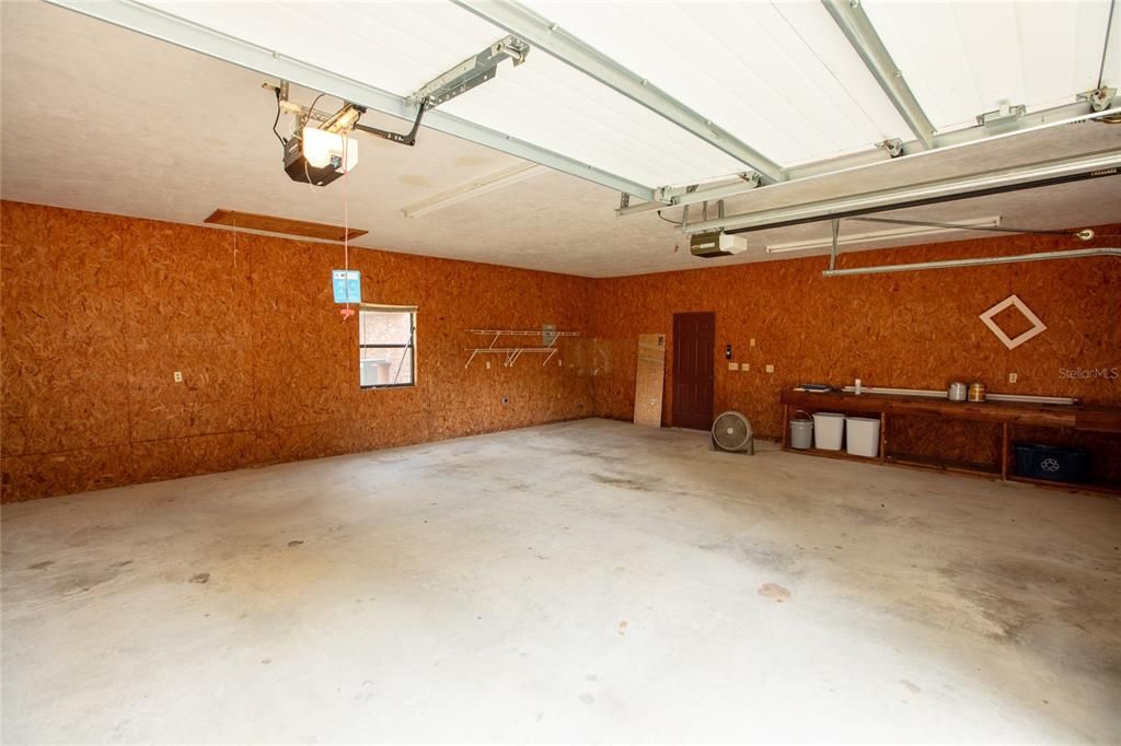For Sale: $370,000 (3 beds, 2 baths, 2274 Square Feet)