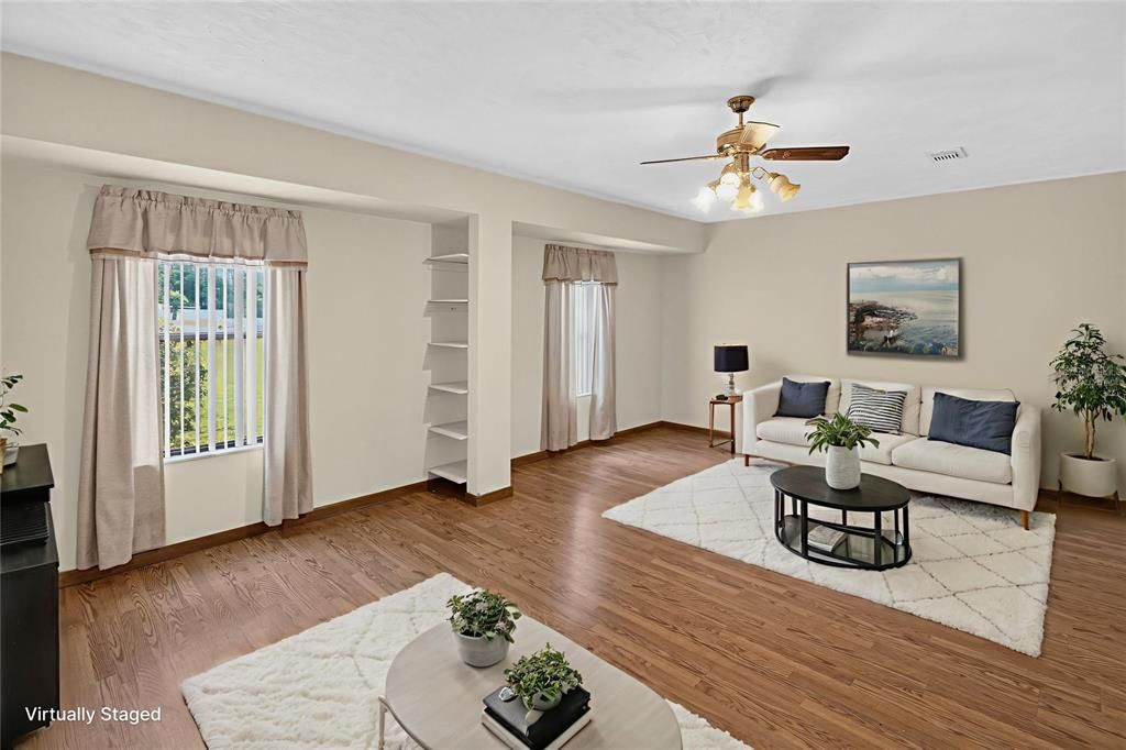 For Sale: $370,000 (3 beds, 2 baths, 2274 Square Feet)