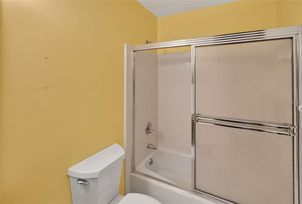 For Sale: $370,000 (3 beds, 2 baths, 2274 Square Feet)