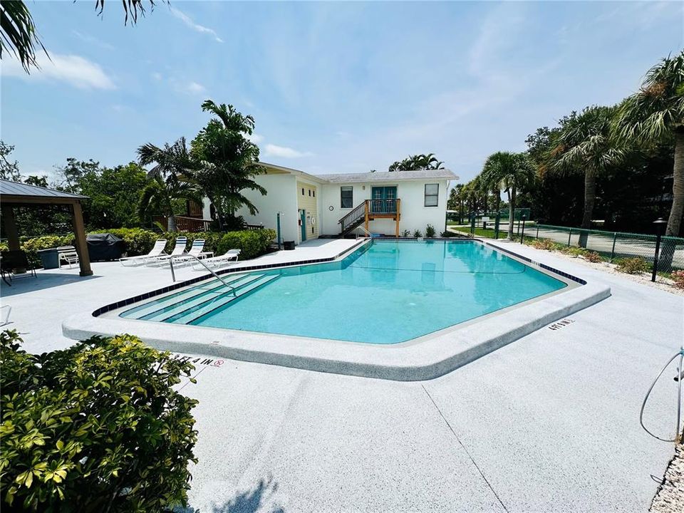 For Rent: $2,900 (2 beds, 2 baths, 1212 Square Feet)