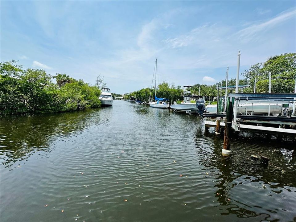 For Rent: $2,900 (2 beds, 2 baths, 1212 Square Feet)
