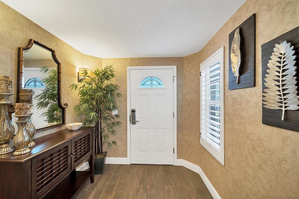 For Rent: $4,000 (2 beds, 2 baths, 1119 Square Feet)