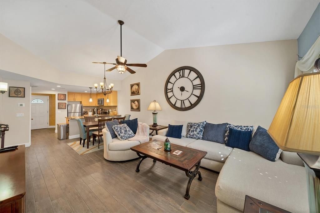 For Rent: $4,000 (2 beds, 2 baths, 1119 Square Feet)