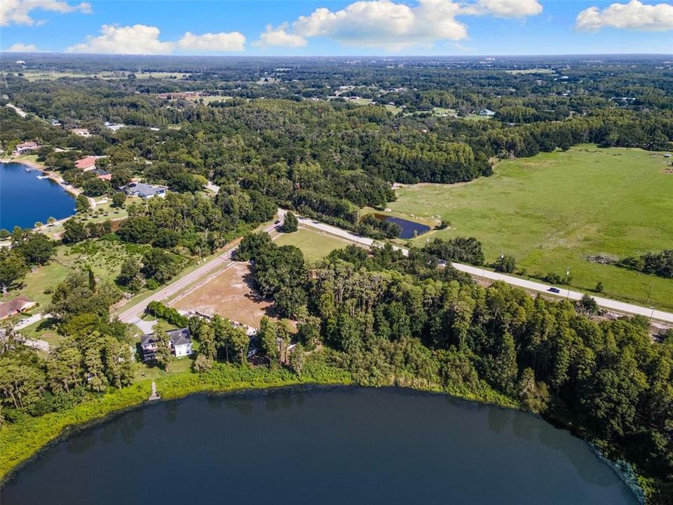待售: $1,495,000 (5.01 acres)