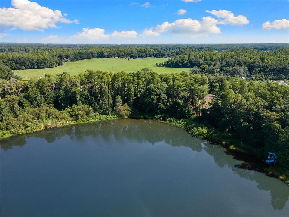 待售: $1,495,000 (5.01 acres)