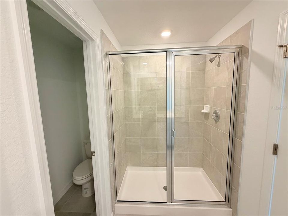 For Rent: $2,050 (3 beds, 2 baths, 1347 Square Feet)