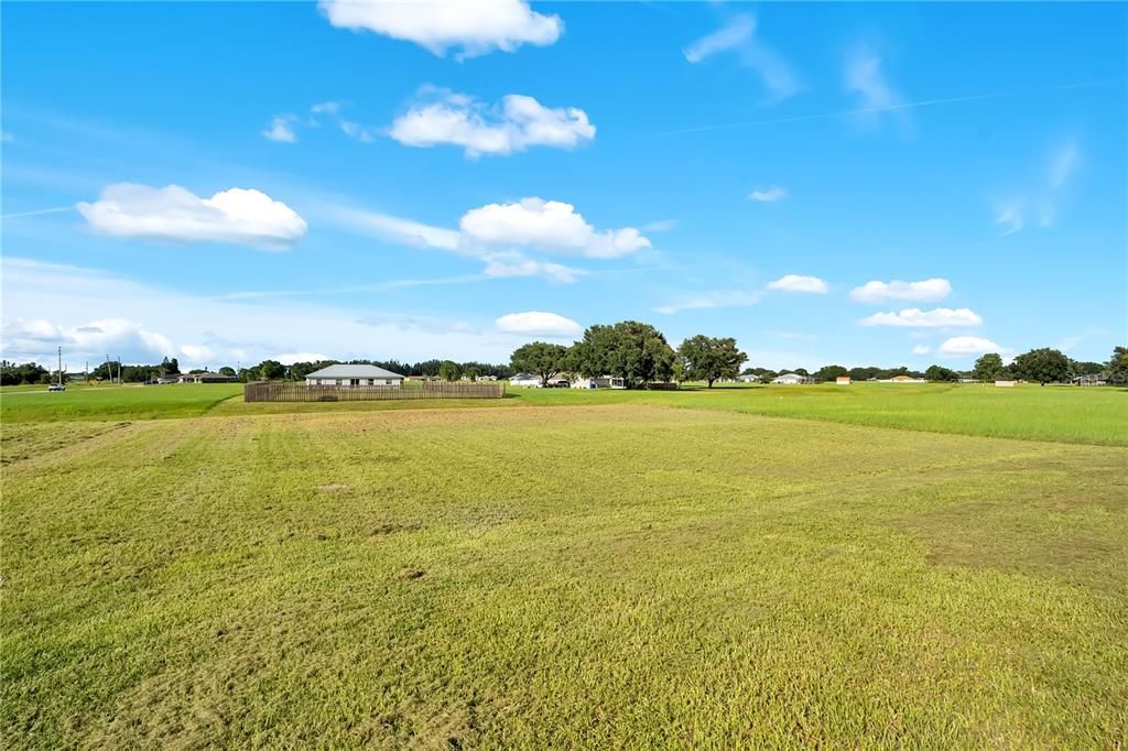 For Sale: $270,000 (3 beds, 2 baths, 1334 Square Feet)