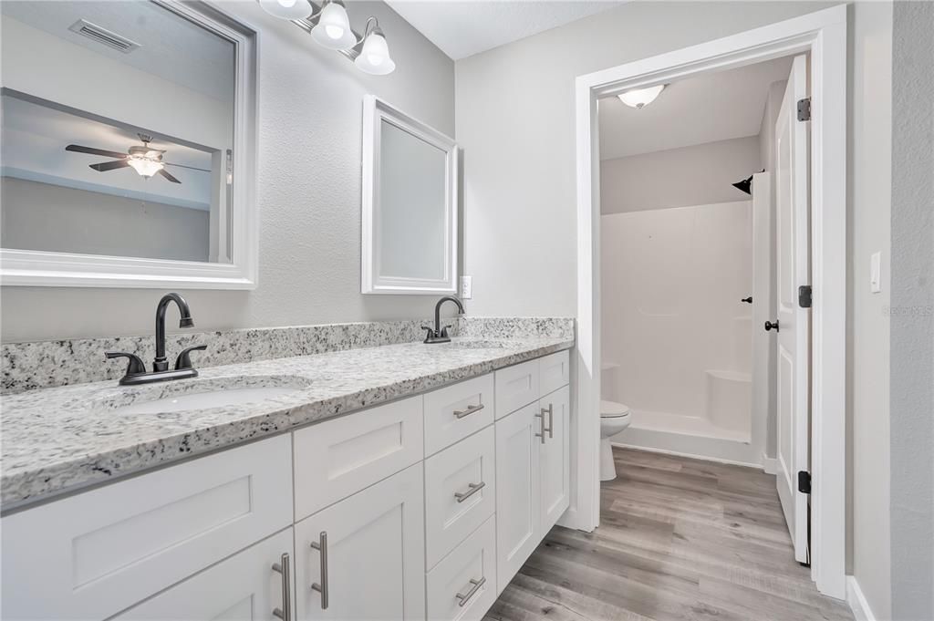 For Sale: $270,000 (3 beds, 2 baths, 1334 Square Feet)