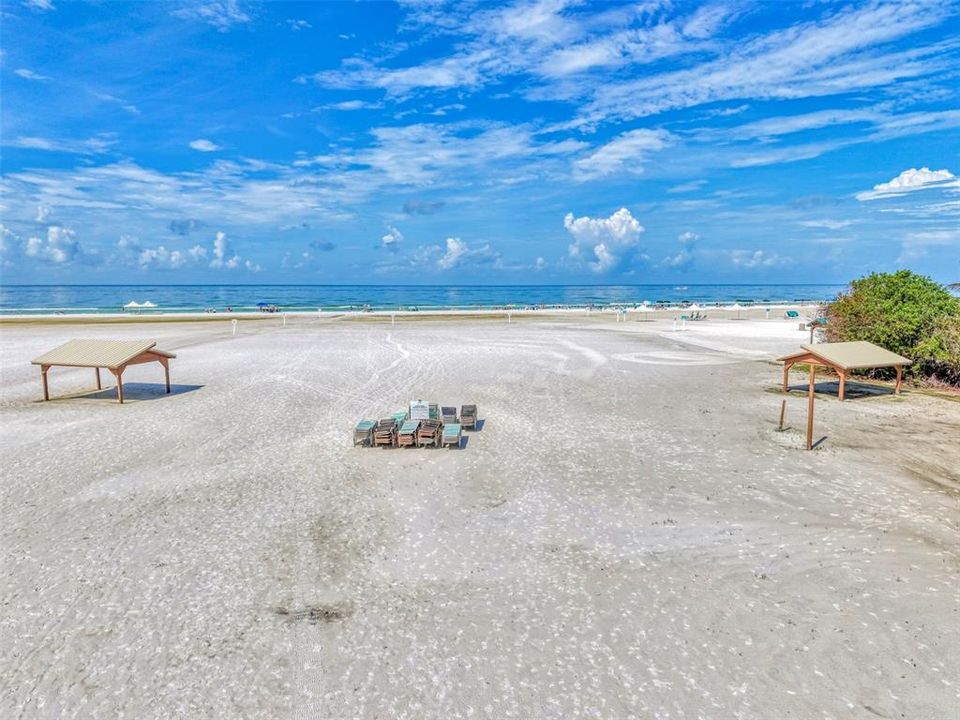 For Sale: $479,000 (1 beds, 1 baths, 708 Square Feet)