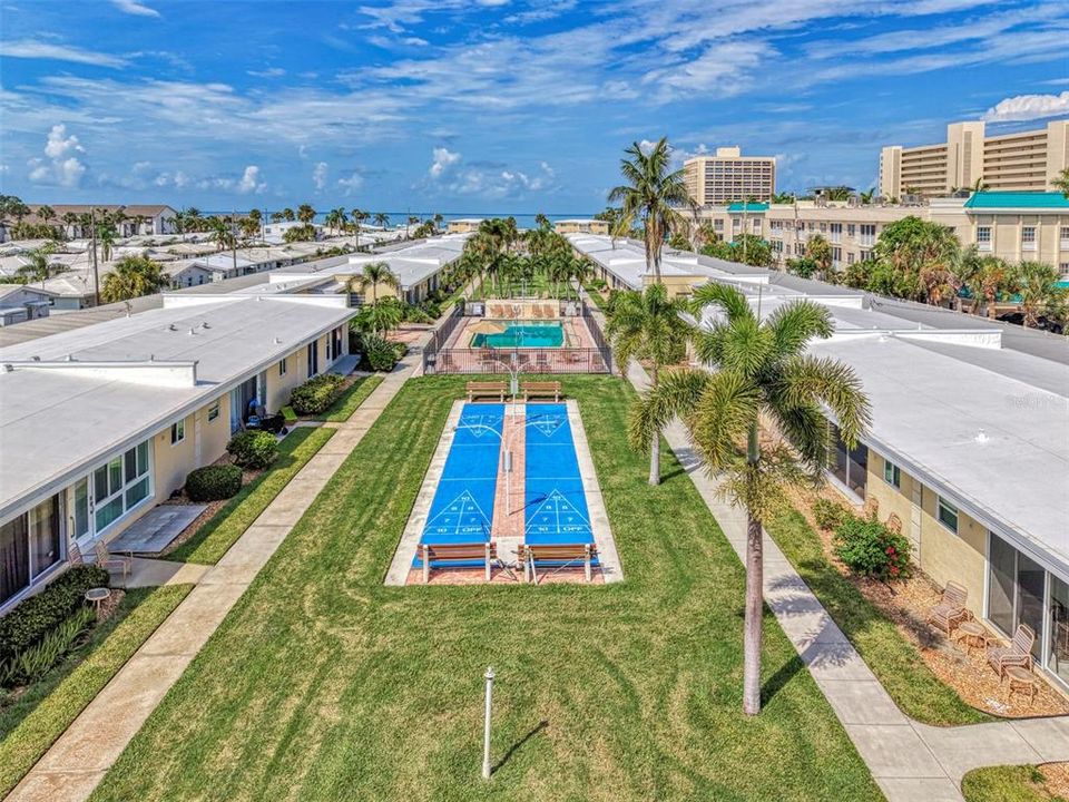 For Sale: $479,000 (1 beds, 1 baths, 708 Square Feet)